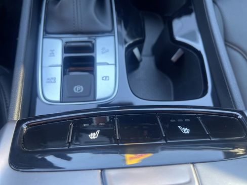 Used 2024 Hyundai Santa Cruz Night image 5