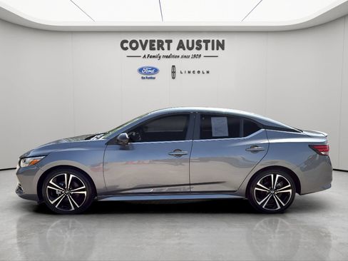 Used 2023 Nissan Sentra SR FWD image 2