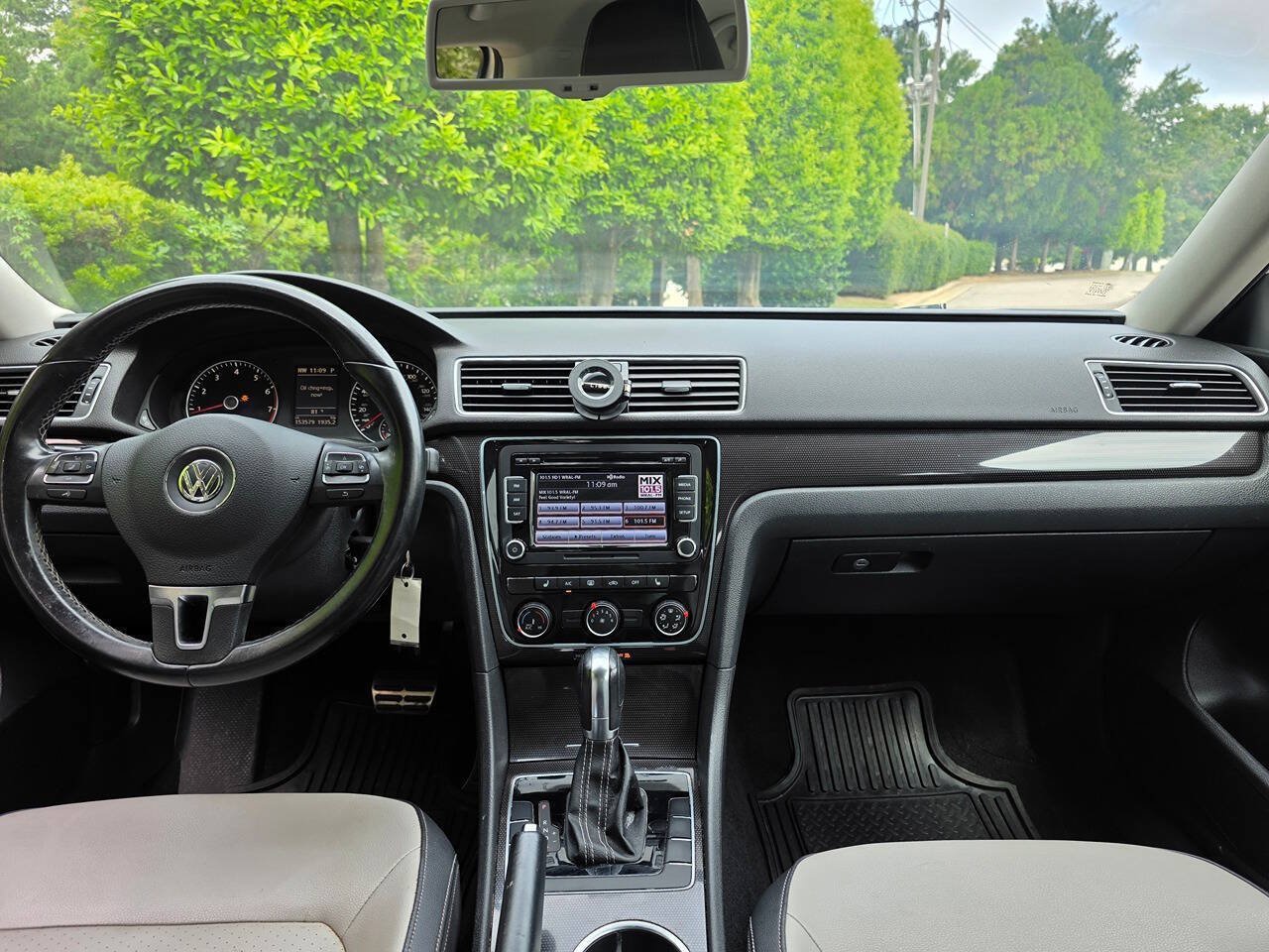 Used 2014 Volkswagen Passat 1.8T Sport FWD image 15