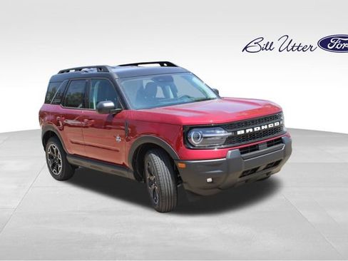 New 2026 Ford Bronco Sport Outer Banks AWD/4WD image 2