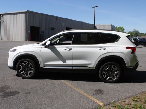 Used 2023 Hyundai Santa Fe Limited AWD/4WD image 5