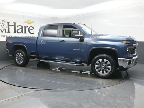 New 2026 Chevrolet Silverado 2500 LT AWD/4WD image 6
