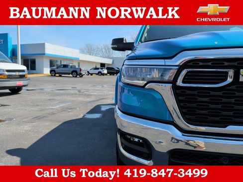 Used 2025 RAM 1500 Big Horn AWD/4WD image 10