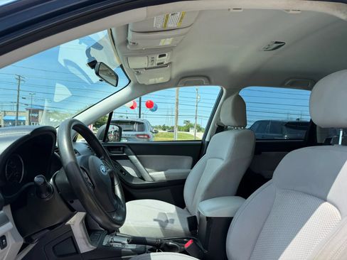 Used 2014 Subaru Forester 2.5i AWD/4WD image 18