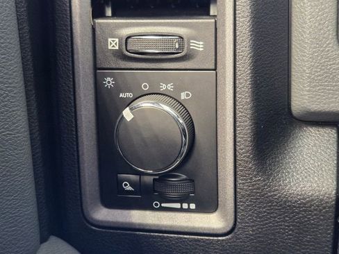 Used 2017 RAM 1500 Tradesman w/ Power & Remote Entry Group RWD image 39