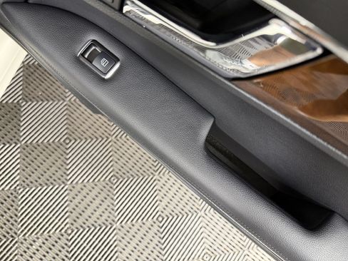 Used 2013 Mercedes-Benz E 350 Coupe image 45