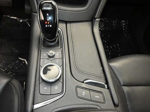 Used 2022 Cadillac XT6 Premium Luxury AWD/4WD image 20