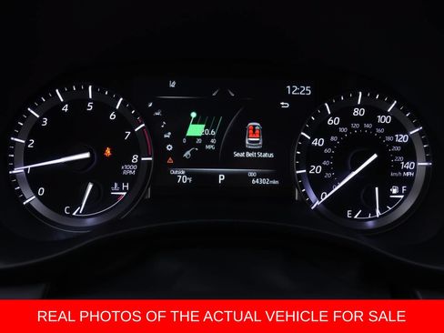 Used 2022 Toyota Highlander XSE FWD image 6