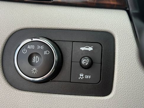 Used 2016 Chevrolet Impala LTZ image 17