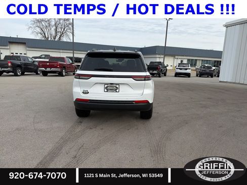 New 2025 Jeep Grand Cherokee Limited w/ Trailer Tow Package image 9