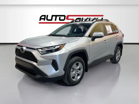 Used 2025 Toyota RAV4 XLE w/ Weather Package image 3