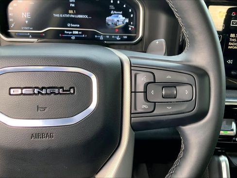 Used 2024 GMC Sierra 1500 Denali w/ Technology Package image 24