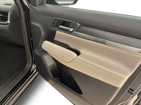 Certified 2025 GMC Terrain Elevation AWD/4WD image 15
