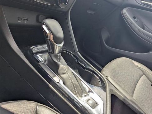 Used 2025 Buick Encore GX Preferred image 9