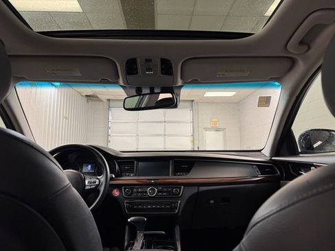 Used 2019 Kia Cadenza Technology image 20