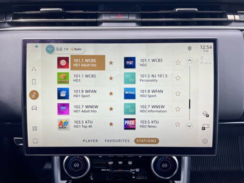 Used 2023 Land Rover Range Rover Long Wheelbase Autobiography image 29