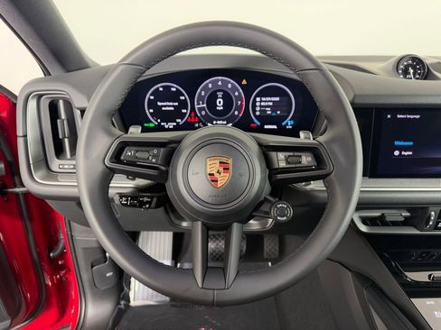 Certified 2026 Porsche Cayenne Coupe AWD/4WD image 30