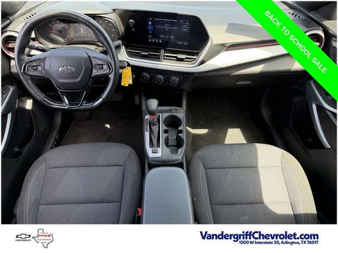 Used 2024 Chevrolet Trax RS w/ Driver Confidence Package FWD image 10