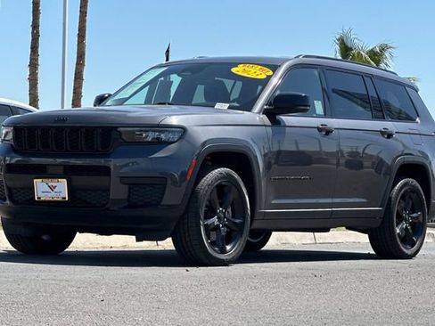 Certified 2023 Jeep Grand Cherokee L Laredo AWD/4WD image 8