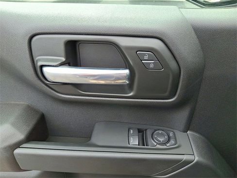 Certified 2025 GMC Sierra 1500 Pro w/ Pro Value Package image 20