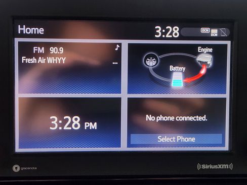 Used 2021 Toyota RAV4 XLE image 19