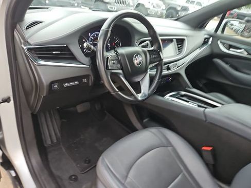 Used 2022 Buick Enclave Premium FWD image 10