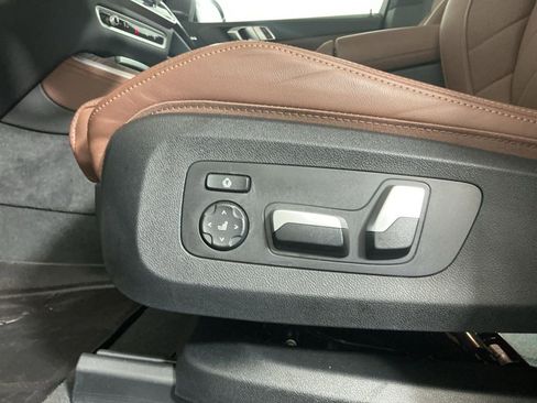 Certified 2024 BMW X5 xDrive40i w/ M Sport Package image 22