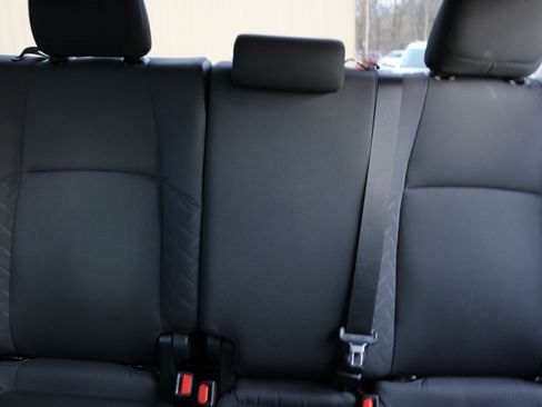 Used 2024 Toyota Tacoma SR5 image 25