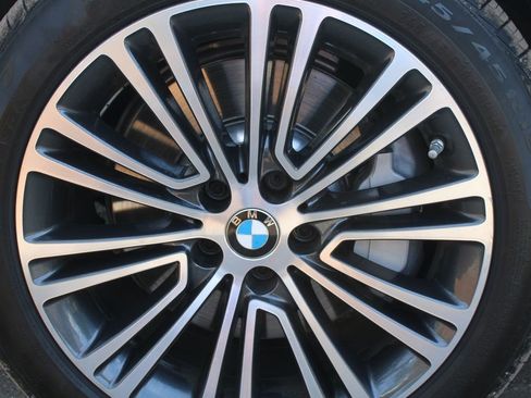 Used 2019 BMW 530i image 18