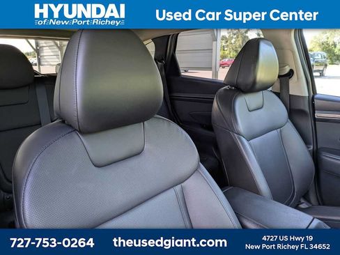 Used 2023 Hyundai Tucson SEL w/ Cargo Package AWD/4WD image 6