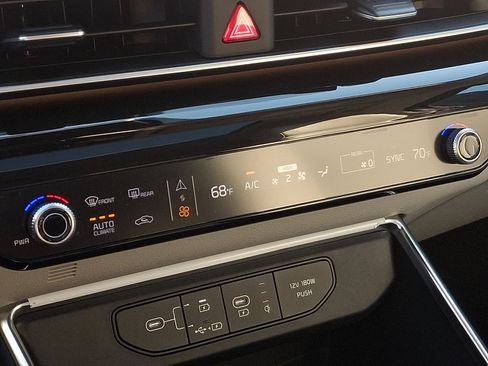 New 2025 Kia Carnival SX Prestige image 15