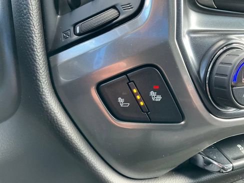 Used 2018 Chevrolet Silverado 1500 LT w/ All Star Edition AWD/4WD image 10