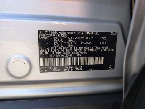 Used 2021 Toyota RAV4 LE w/ Carpet Mat Package (TMS) image 30