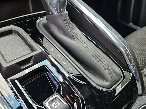 New 2026 GMC Canyon Elevation w/ Convenience Package image 19