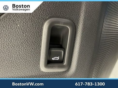 New 2026 Volkswagen Tiguan SE AWD/4WD image 30