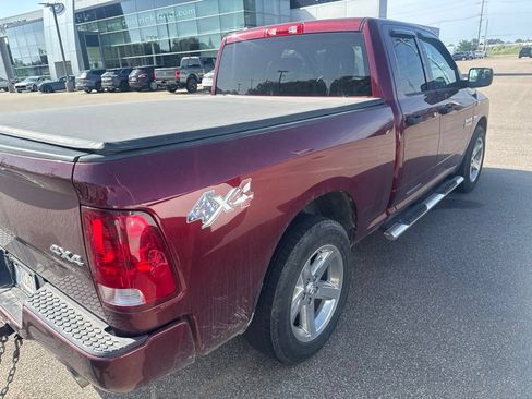 Used 2017 RAM 1500 Express AWD/4WD image 5