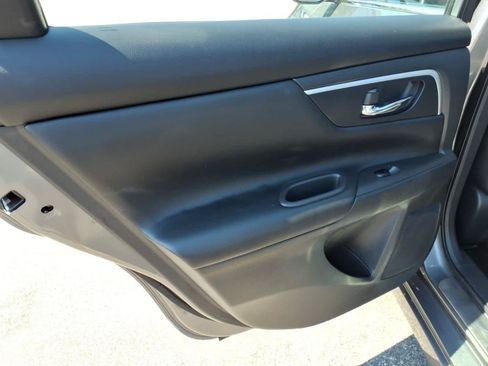 Certified 2017 Nissan Altima 2.5 SL FWD image 11