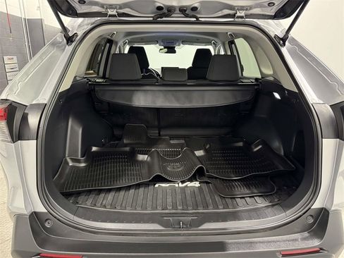 Used 2023 Toyota RAV4 LE image 14