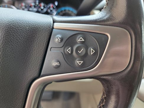 Used 2020 GMC Yukon XL Denali image 27