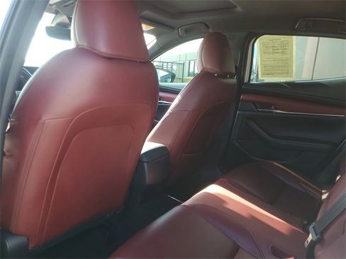 Certified 2023 MAZDA MAZDA3 Hatchback w/ Appearance Package image 10