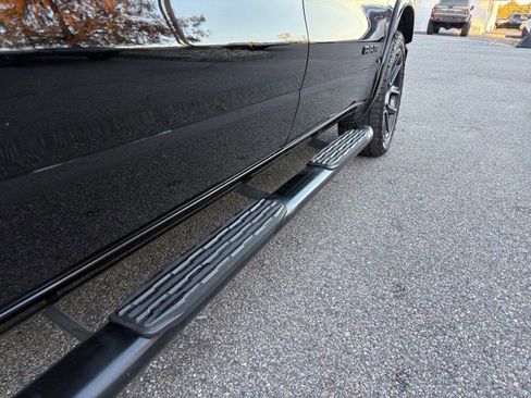 Used 2019 RAM 1500 Laramie image 14