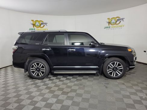 Used 2022 Toyota 4Runner Limited AWD/4WD image 4