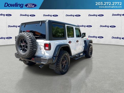 Used 2025 Jeep Wrangler Unlimited Sport AWD/4WD image 8