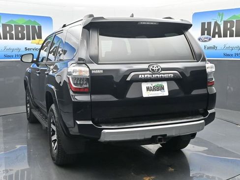 Used 2024 Toyota 4Runner TRD Off-Road image 4