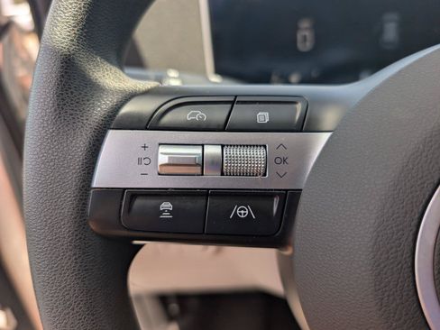 Used 2025 Hyundai Tucson SEL FWD image 24
