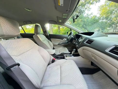 Used 2015 Honda Civic LX image 9