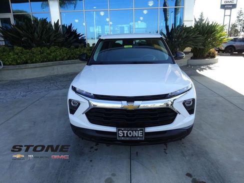 New 2026 Chevrolet TrailBlazer LS image 2