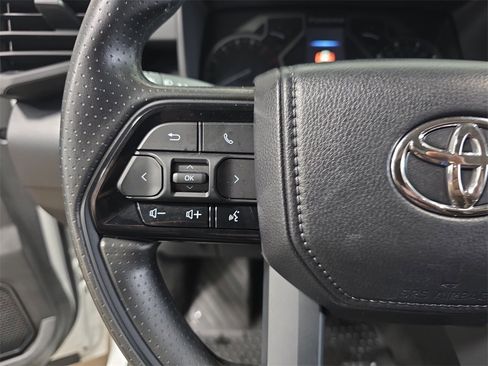 Used 2024 Toyota Tundra SR image 16