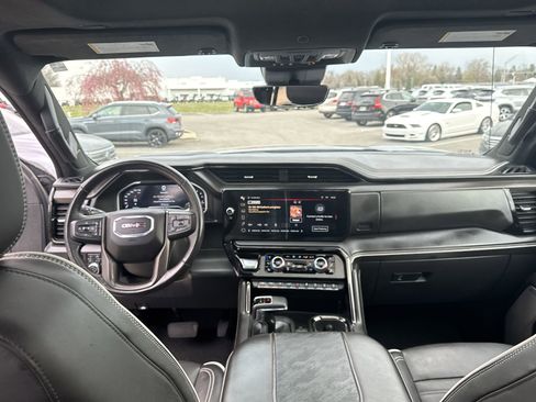 Used 2024 GMC Sierra 1500 AT4X image 20
