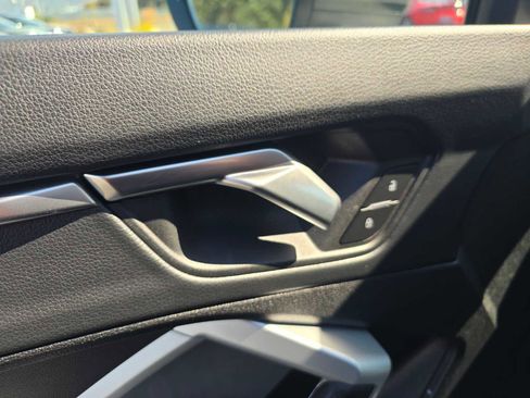 New 2025 Audi Q3 2.0T Premium image 25
